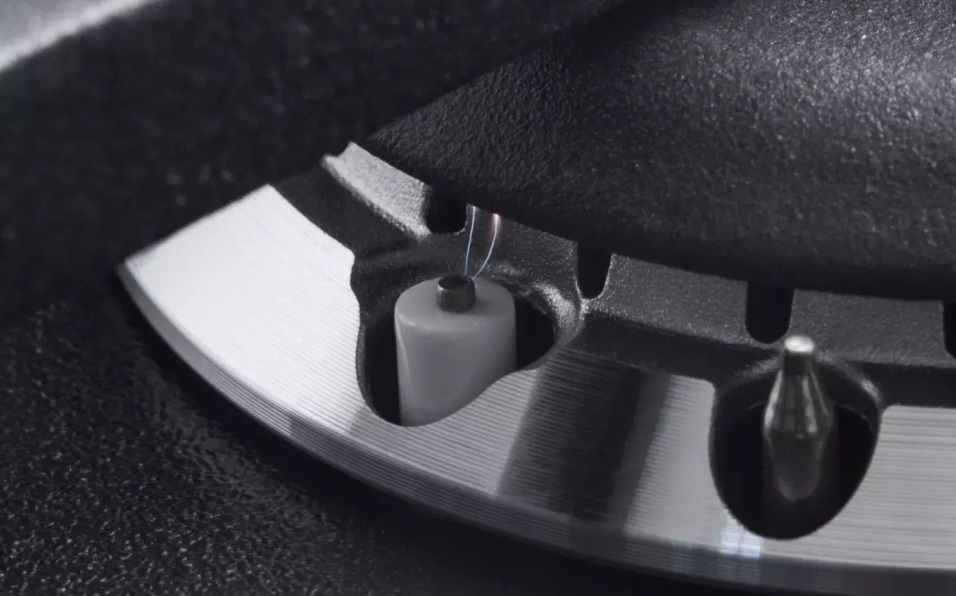 Как почистить и заменить электроподжиг на варочной панели Gorenje