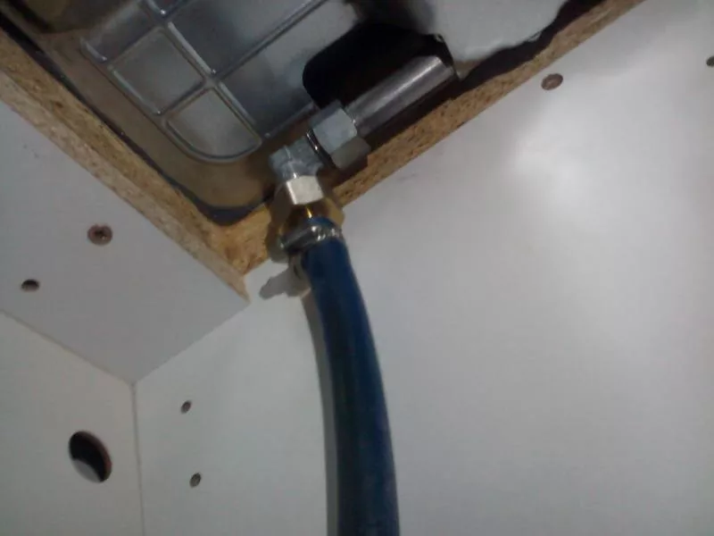 Как безопасно отключить газовую варочную панель Gorenje перед разборкой Как безопасно отключить газовую варочную панель Gorenje перед разборкой