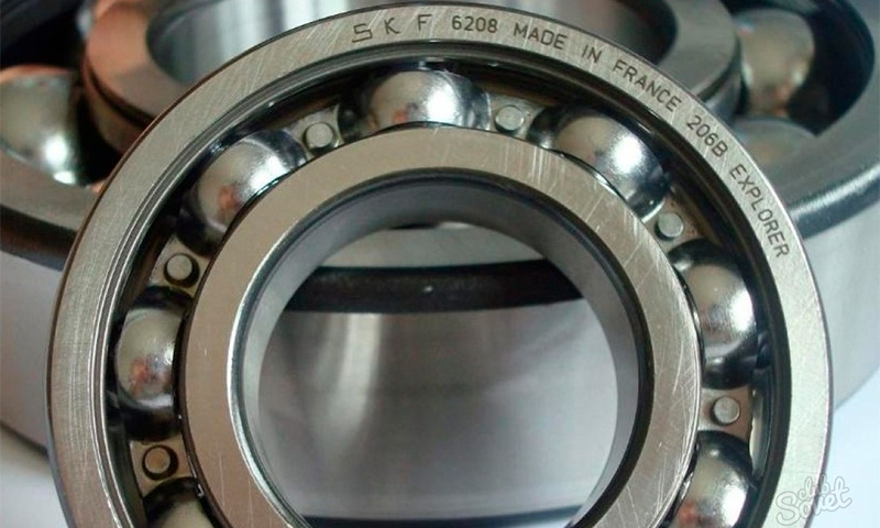 Почему стиральная машина прыгает при отжиме и как решить эту проблему