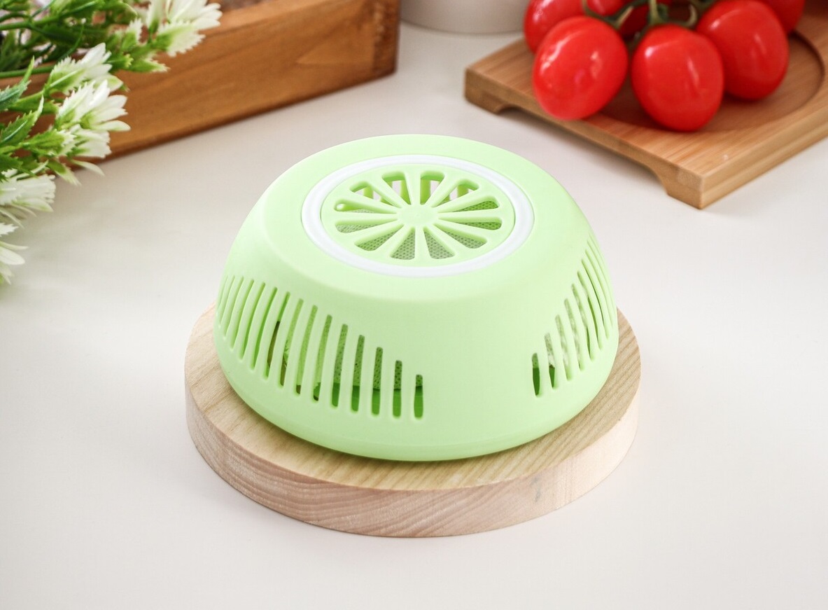 Как убрать неприятный запах из холодильника