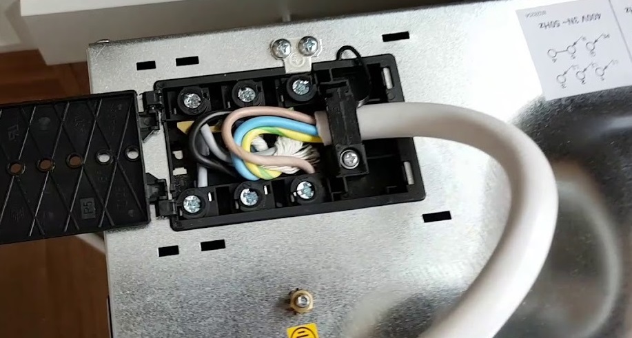 Ошибка E3 и E4 индукционной варочной панели