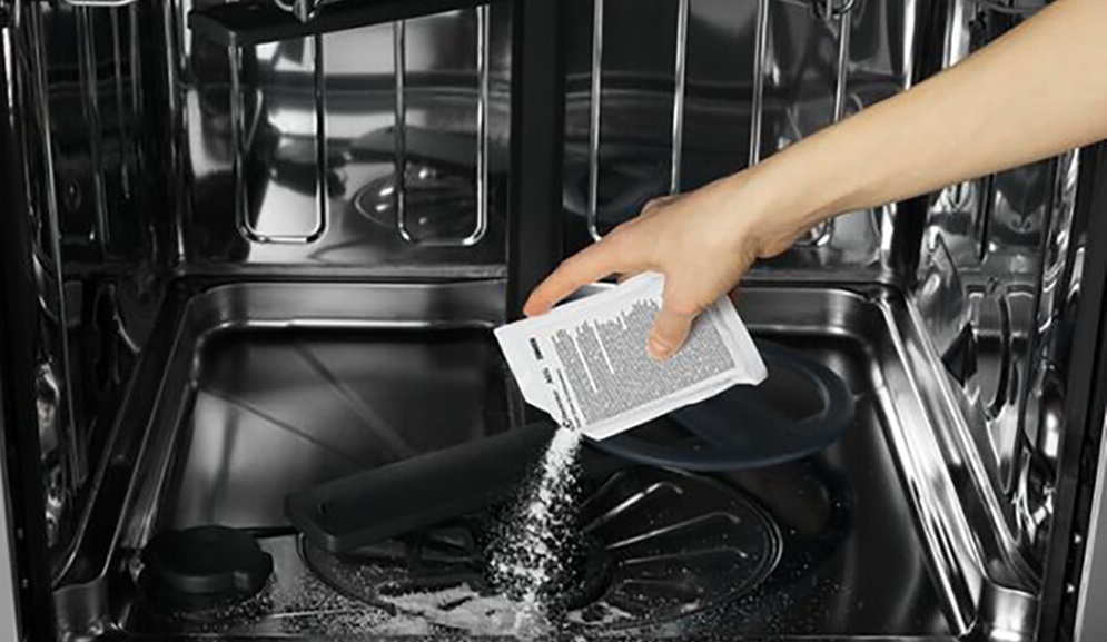 Как правильно пользоваться очистителем для посудомоечной машины