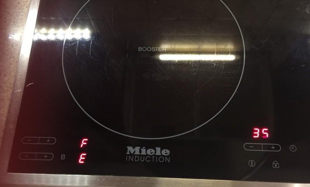 Варочные панели Miele  Варочные панели Miele
