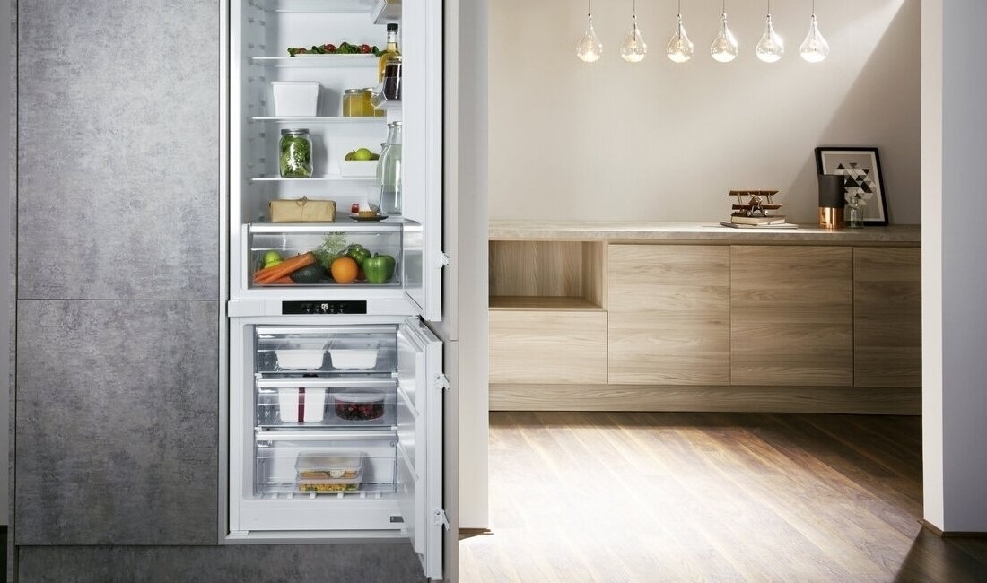 Как правильно выбрать встраиваемый холодильник