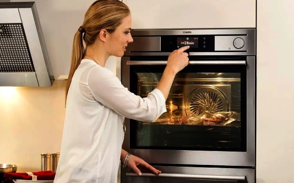 Основы работы и функции духовых шкафов