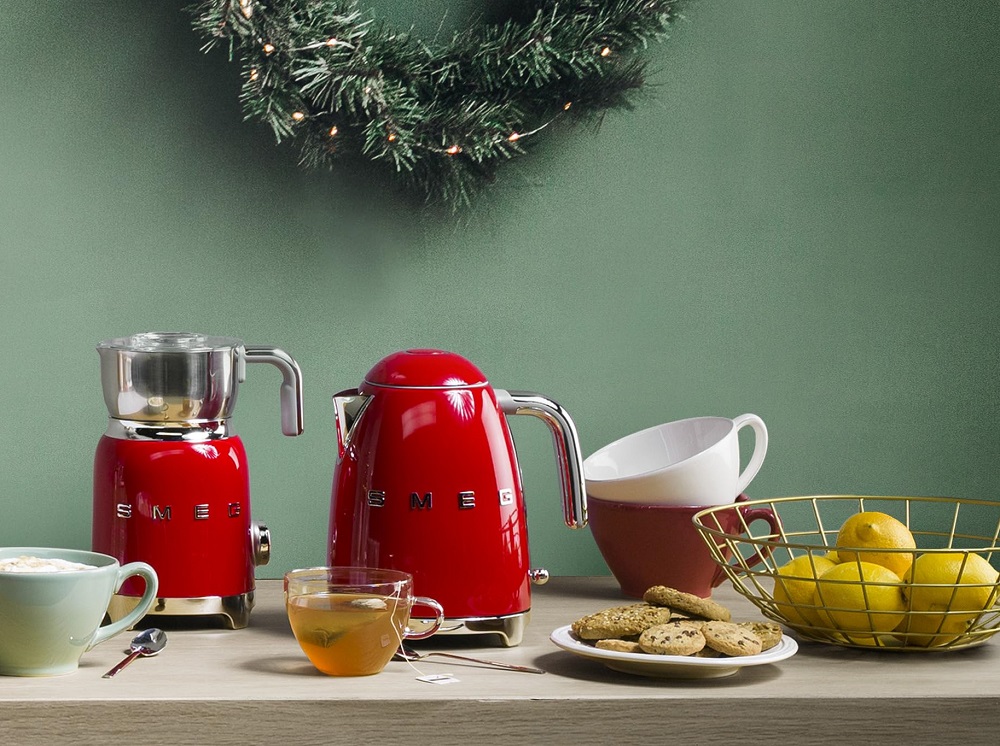 Обзор чайников Smeg