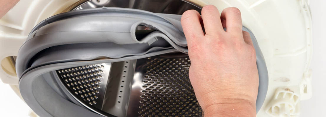 Как снять уплотнительную резинку стиральной машины? 