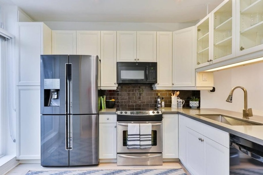 Почему гудит холодильник Почему гудит холодильник