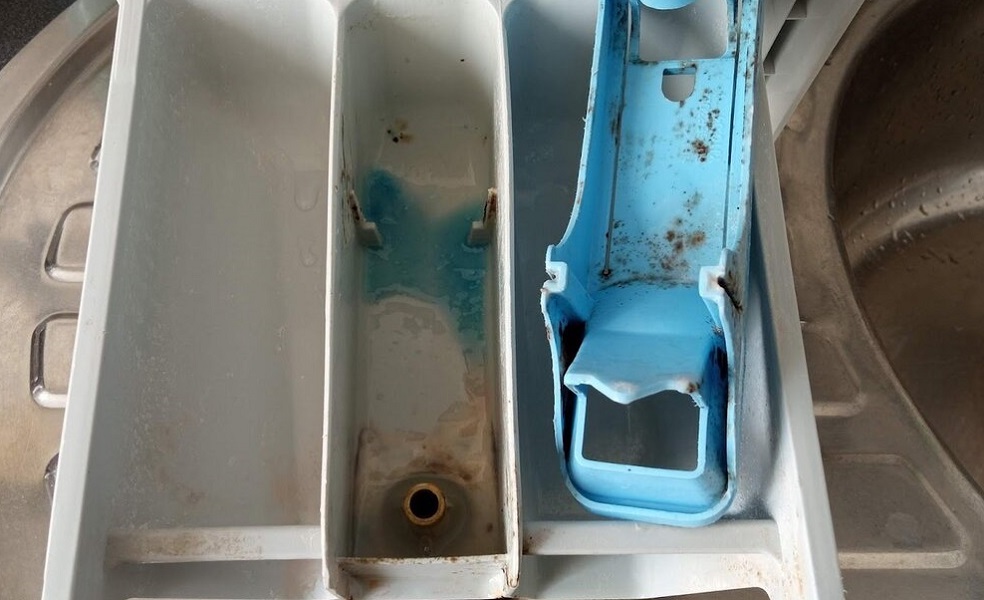 Как избавиться от запаха в стиральной машине