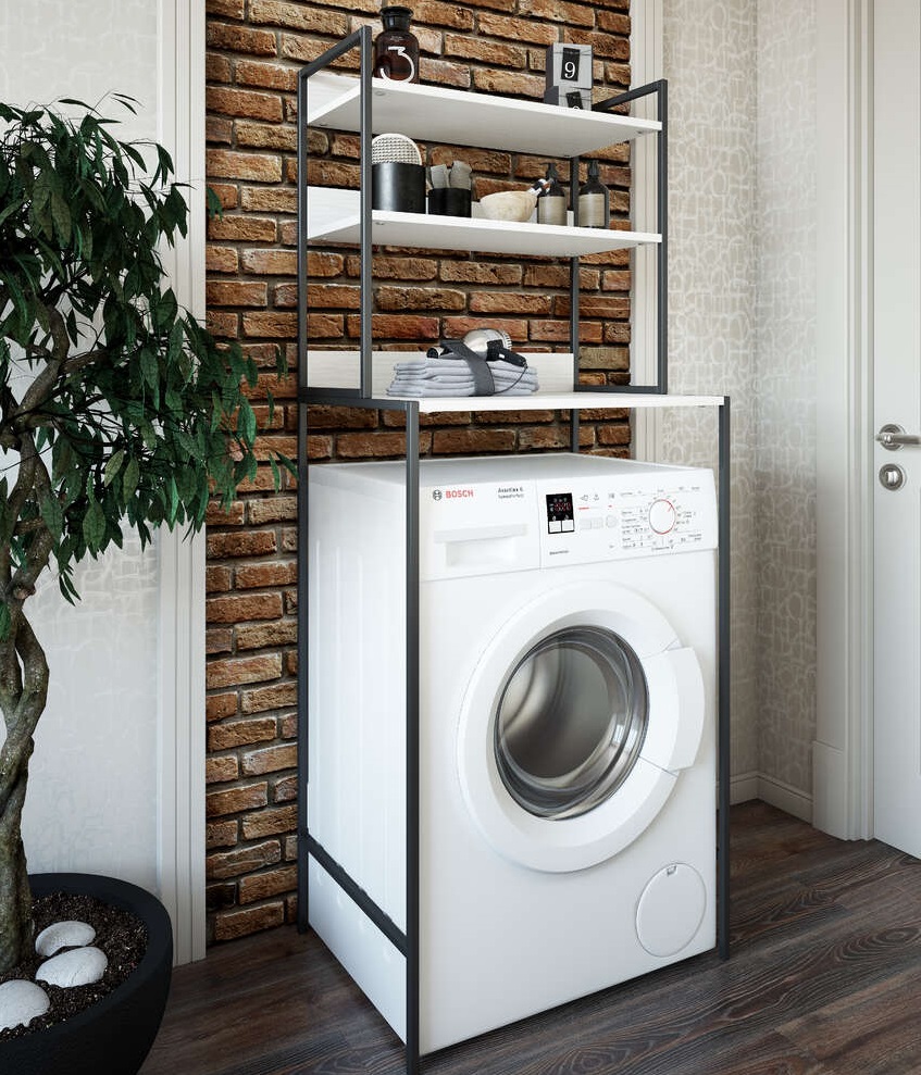 Стиральная машина в коридоре