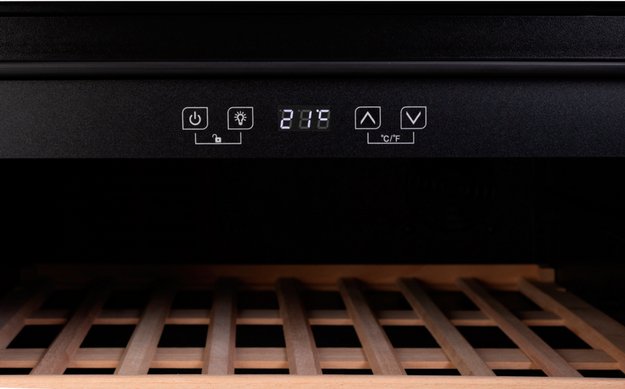 Встраиваемый винный шкаф Graude FWK 45.2 в Тюмени (preview 3)