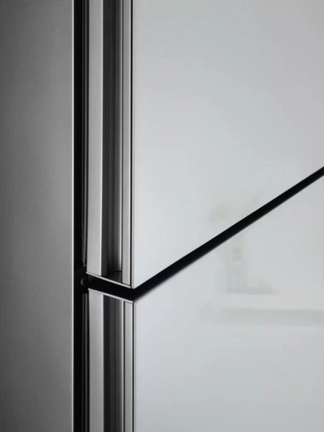 Холодильник Electrolux LNT 7ME36 G2 в Тюмени (preview 8)