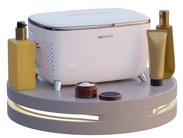 Холодильник для косметики и напитков Meyvel MB-06C3W в Тюмени (preview 1)