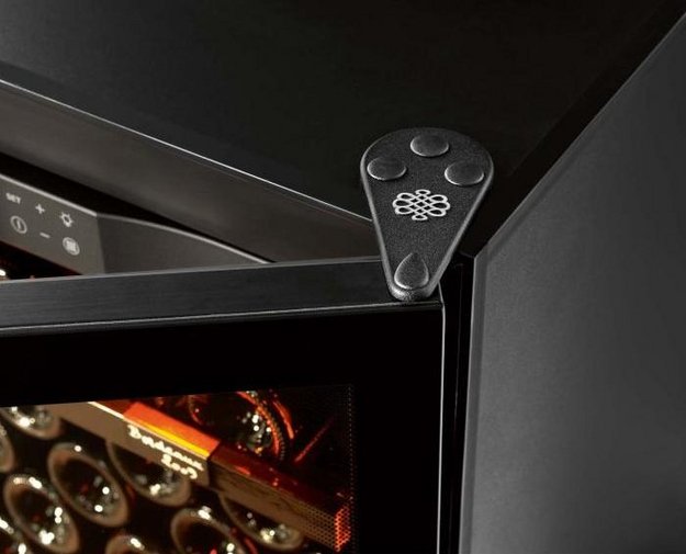 Встраиваемый мультитемпературный винный шкаф EuroCave K-800013-S в Тюмени (preview 3)