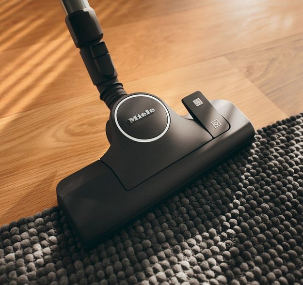 Пылесос Miele Complete C3 PowerLine SGDF3 125 Gala Edition синий в Тюмени (preview 5)