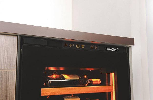 Встраиваемый монотемпературный винный шкаф EuroCave I-090017-S в Тюмени (preview 4)