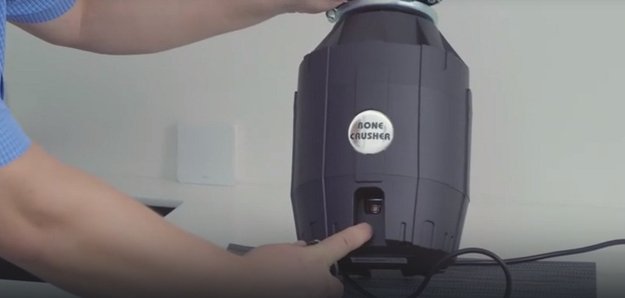 Измельчитель пищевых отходов Bone Crusher BC 1000 в Тюмени (video 2)