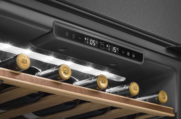Встраиваемый холодильный шкаф для вина Smeg CVI129B3 в Тюмени (фото 6) Встраиваемый холодильный шкаф для вина Smeg CVI129B3 в Тюмени (preview 6)