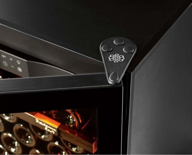 Встраиваемый мультитемпературный винный шкаф EuroCave K-800019-L в Тюмени (preview 6)