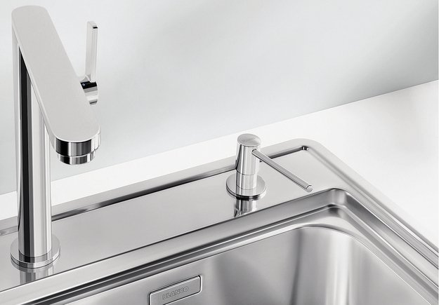 Дозатор для жидкого мыла Blanco Torre нержавеющая сталь 512594 в Тюмени (preview 3)