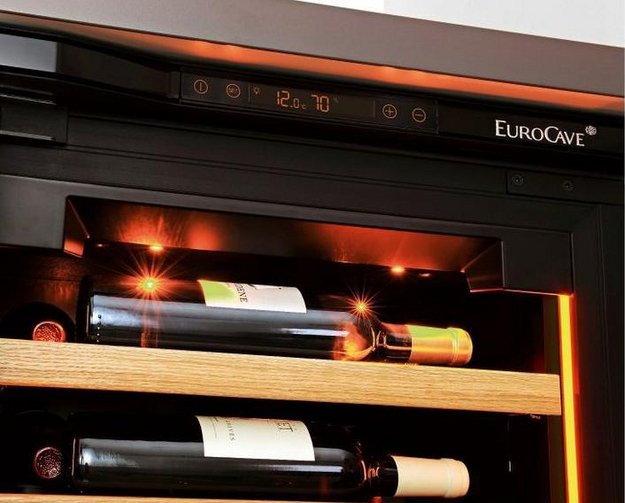 Встраиваемый монотемпературный винный шкаф EuroCave I-090018-S в Тюмени (preview 5)