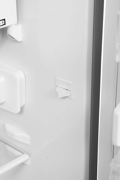 Холодильник Hyundai CO15051A серый в Тюмени (preview 8)