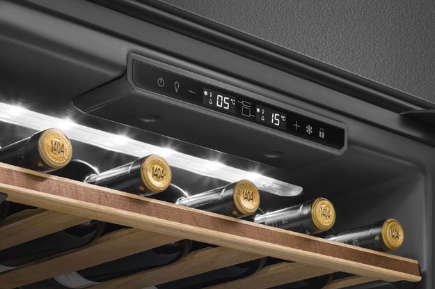 Встраиваемый холодильный шкаф для вина Smeg CVI129G в Тюмени (фото 5) Встраиваемый холодильный шкаф для вина Smeg CVI129G в Тюмени (preview 5)