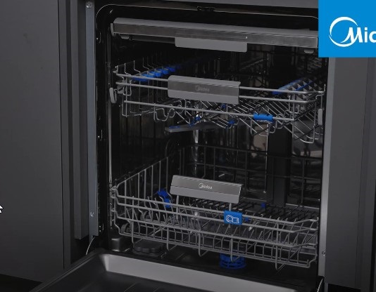 Встраиваемая посудомоечная машина Midea MID60S100i в Тюмени (video 3)