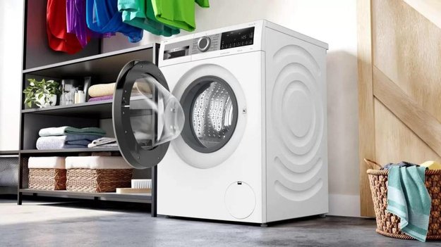 Стиральная машина Bosch WGA244A0ME в Тюмени (фото 2) Стиральная машина Bosch WGA244A0ME в Тюмени (preview 2)