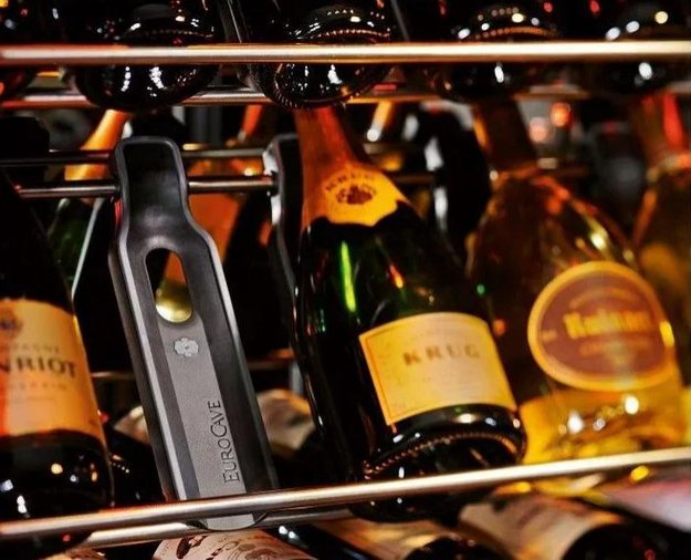 Витрина для вина EuroCave V-90001 в Тюмени (preview 3)