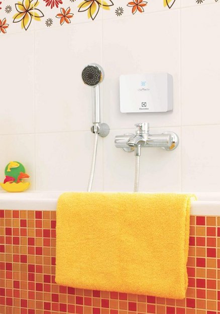 Водонагреватель Electrolux NPX 6 Aquatronic Digital в Тюмени (preview 2)