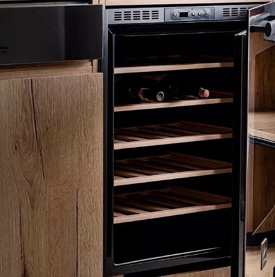 Встраиваемый винный шкаф Lofra ZBRBI36T BRASS в Тюмени (preview 2)