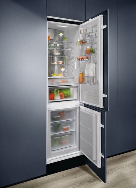 Встраиваемый холодильник Electrolux ENC8MC19S в Тюмени (фото 11) Встраиваемый холодильник Electrolux ENC8MC19S в Тюмени (preview 11)