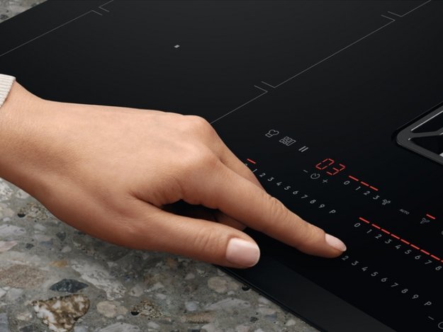 Варочная панель с вытяжкой Electrolux KCC85450 в Тюмени (preview 3)