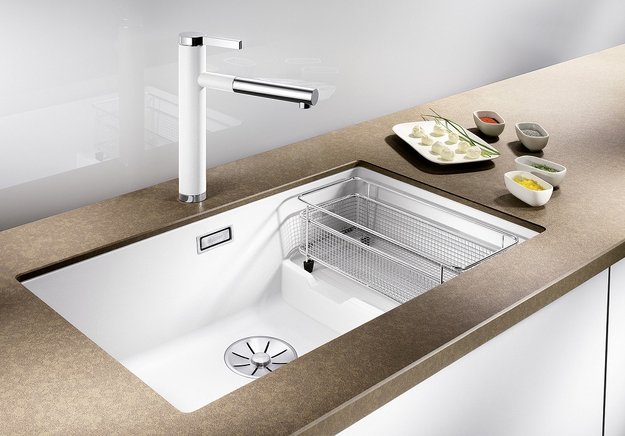 Мойка BLANCO SUBLINE 700-U Level Silgranit черный в Тюмени (фото 2) Мойка BLANCO SUBLINE 700-U Level Silgranit черный в Тюмени (preview 2)