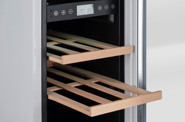 Встраиваемый под столешницу винный шкаф CellarPrivate CP017-2TW в Тюмени (preview 6)