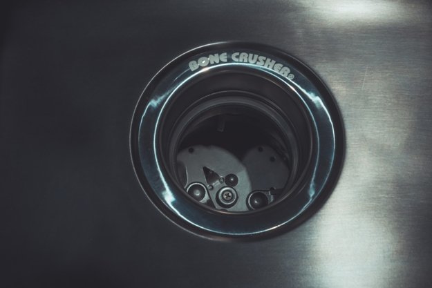 Измельчитель пищевых отходов Bone Crusher BC 910-SL в Тюмени (preview 2)