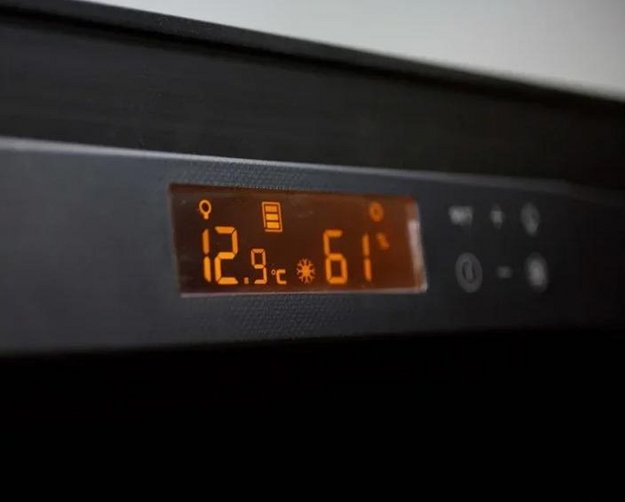 Монотемпературный винный шкаф EuroCave R-400020-L2B в Тюмени (preview 2)