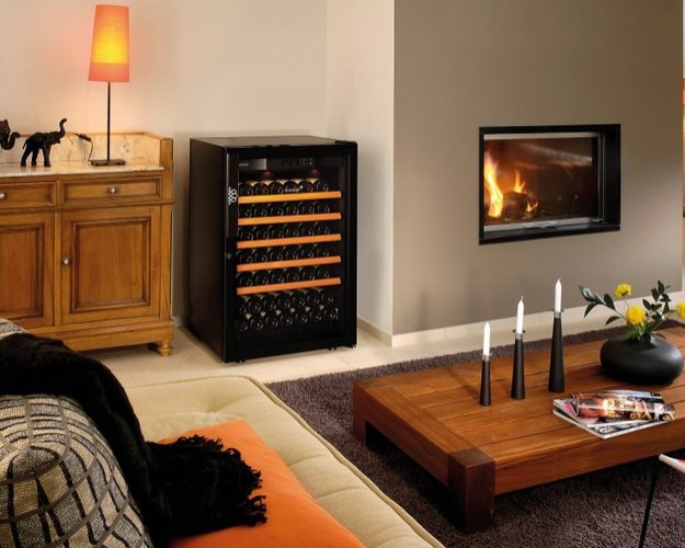 Монотемпературный винный шкаф EuroCave P-300012-S в Тюмени (preview 4)