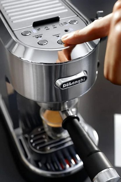 Рожковая кофеварка DeLonghi EC950.M в Тюмени (preview 10)