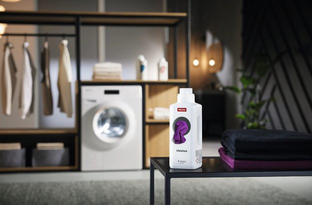Средство для стирки темных вещей Miele Ultra Dark (1,5 л) в Тюмени (preview 2)