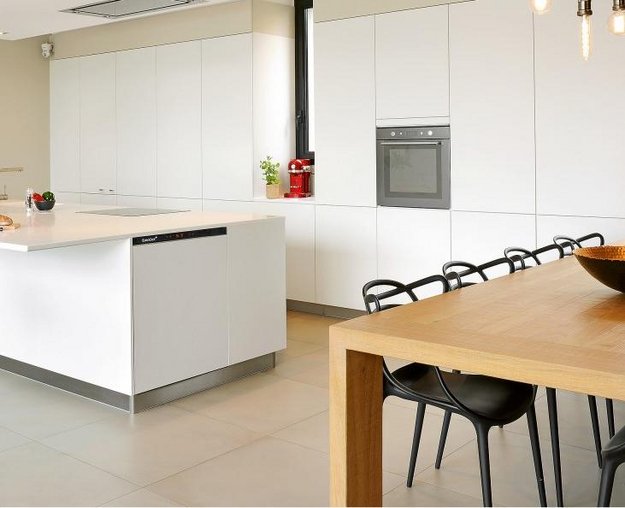 Встраиваемый монотемпературный винный шкаф EuroCave I-090015-S в Тюмени (preview 2)