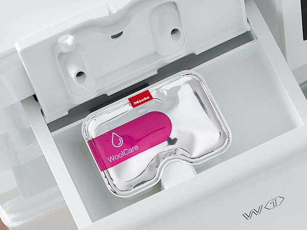 Стирально-сушильная машина Miele WTW870WPM с вмятиной на корпусе в Тюмени (preview 3)