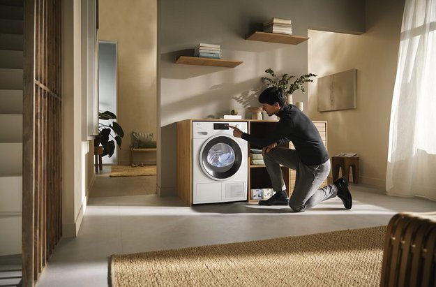 Сушильная машина Miele TWC640WP на английском языке в Тюмени (preview 4)