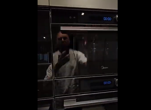 Духовой шкаф Midea MO98277CGB в Тюмени (video 1)