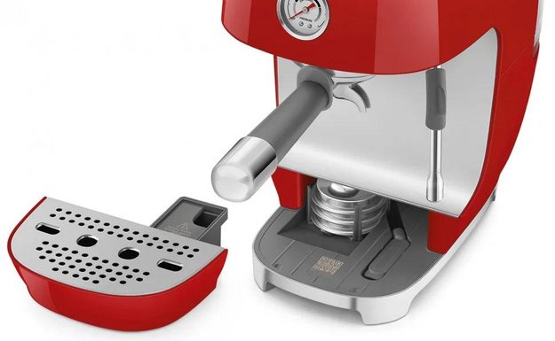 Кофемашина Smeg ECF03RDEU в Тюмени (preview 7)