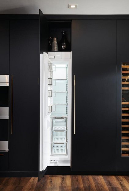 Встраиваемый морозильник SUB-ZERO ICBDEC1850FI/L в Тюмени (preview 2)