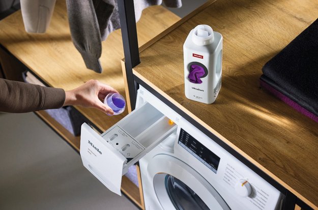 Средство для стирки темных вещей Miele Ultra Dark (1,5 л) в Тюмени (preview 3)