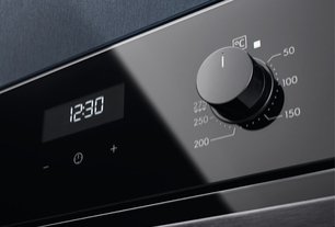 Духовой шкаф Электролюкс OEE5H71Z фото 3 в Тюмени Духовой шкаф Electrolux OEE5H71Z фото 3 в Тюмени
