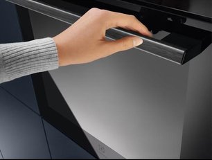 Духовой шкаф Электролюкс EOE7C31Z фото 4 в Тюмени Духовой шкаф Electrolux EOE7C31Z фото 4 в Тюмени